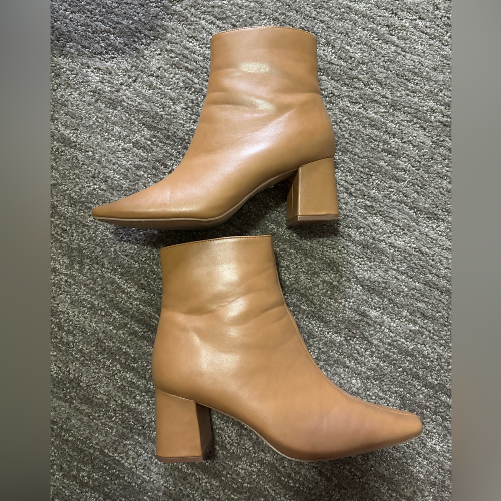 Journee Collection Haylinn Boot - Picture 5 of 8